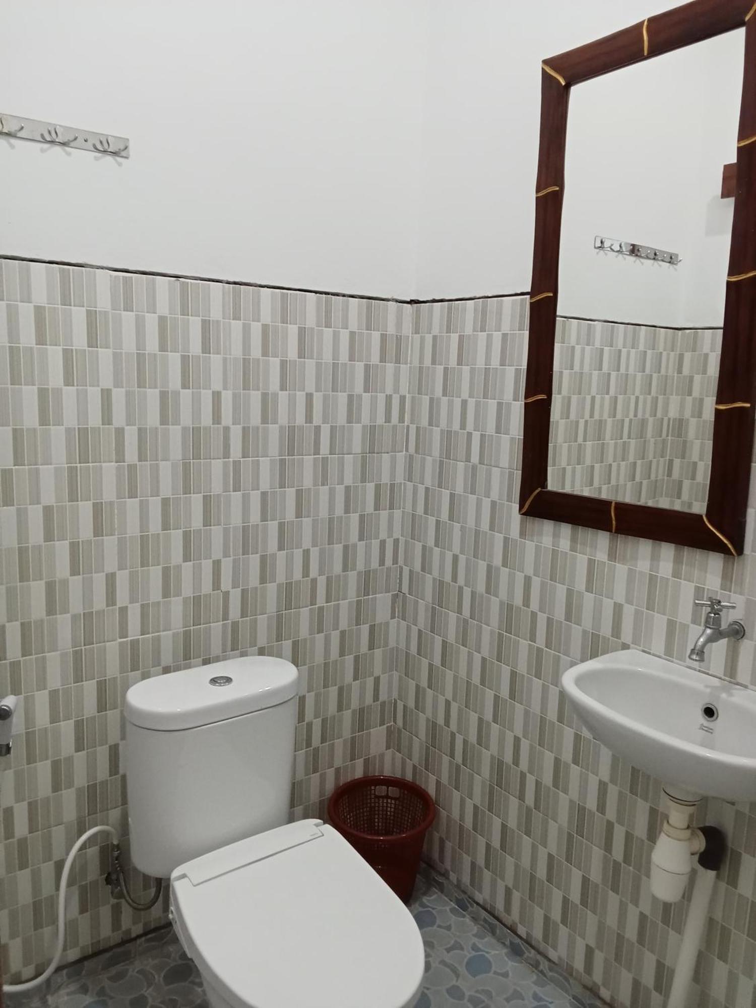 אמד Komang Homestay מראה חיצוני תמונה