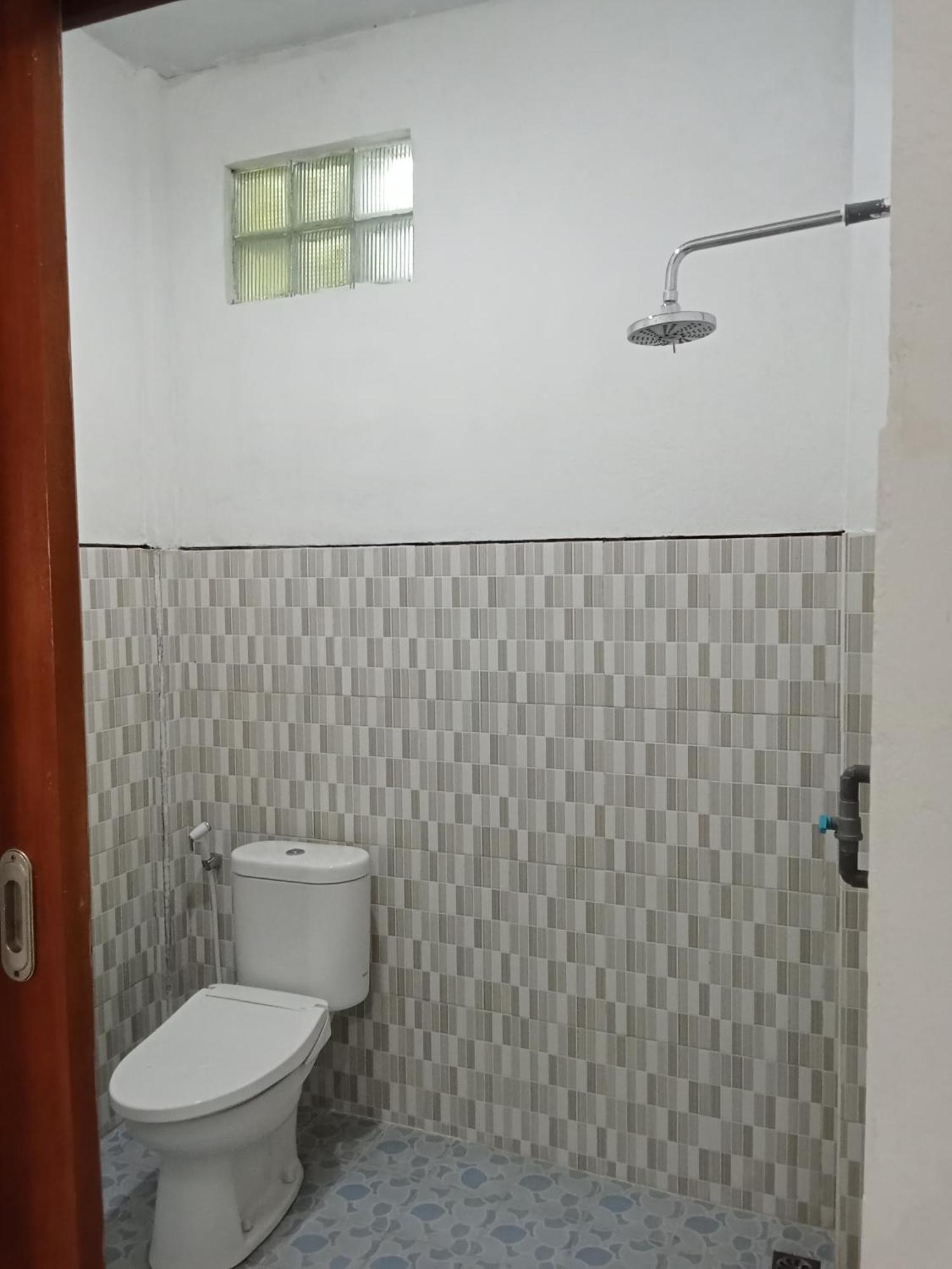 אמד Komang Homestay מראה חיצוני תמונה