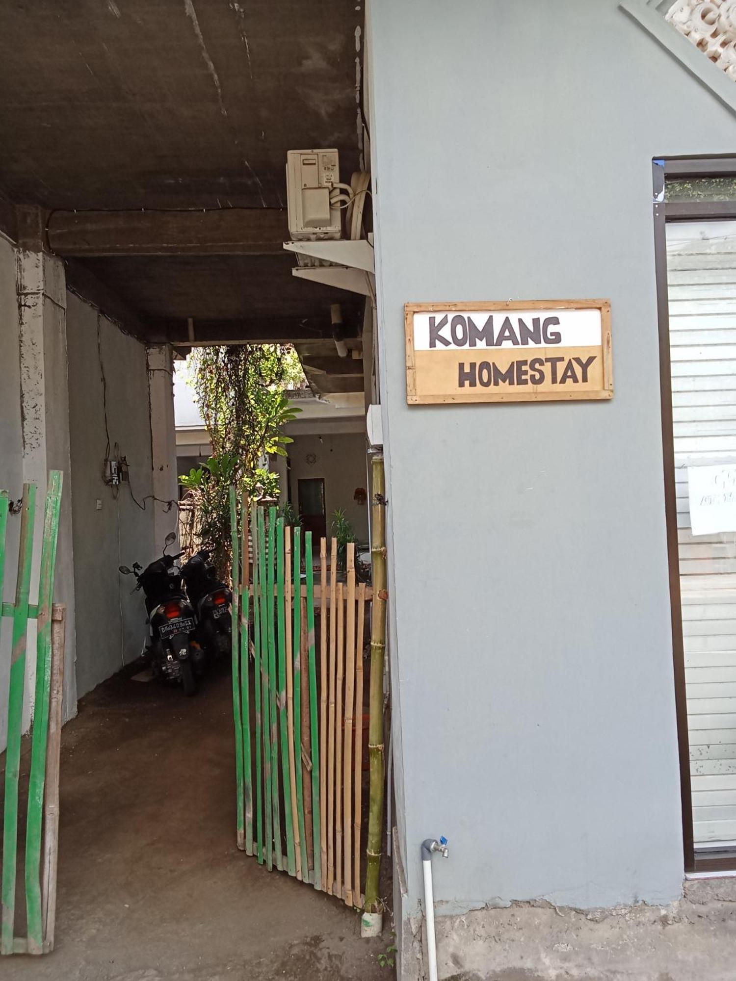 אמד Komang Homestay מראה חיצוני תמונה